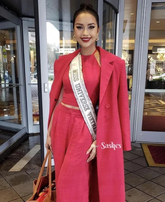 Ngọc Châu ngày đầu tại Miss Universe 2022: Lấn át đối thủ, được khen vì nói tiếng Anh - Ảnh 8